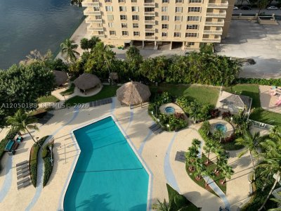 Brickell Townhouse Apt #12B