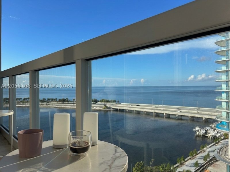 Alquiler de apartamento en Brickell Townhouse 12B