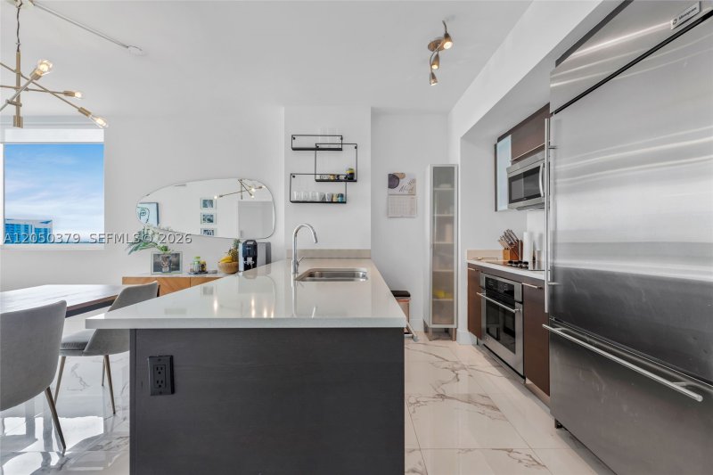 Apartment for rent at 500 Brickell West Tower 3807