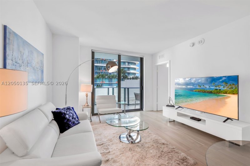 Dua Miami - SLS Brickell Condo Apt #1208