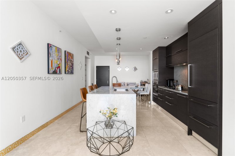 Comprar apartamento en 900 Biscayne 3704