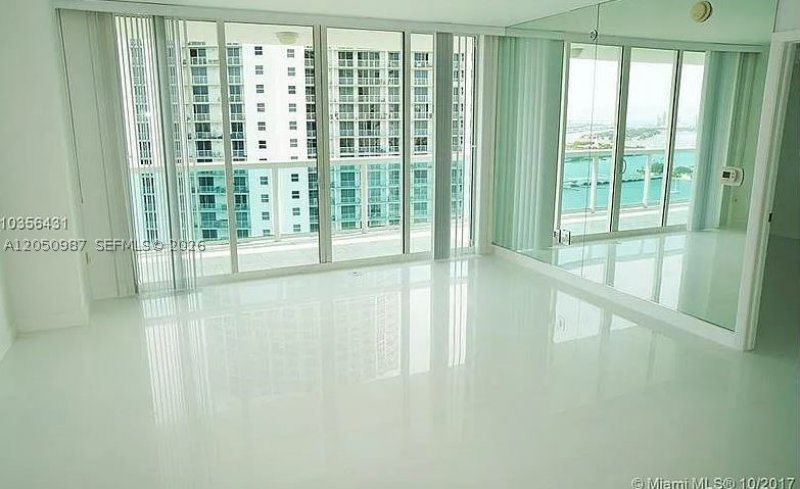 Condo for sale at 1800 Club 3014