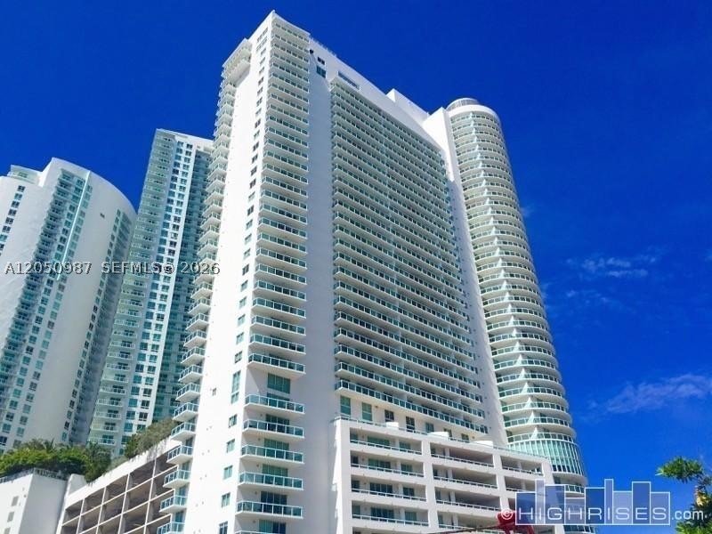 1800 Club Apt #3014