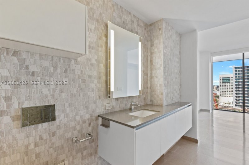 Apartment for rent at Brickell City Centre Reach 1706