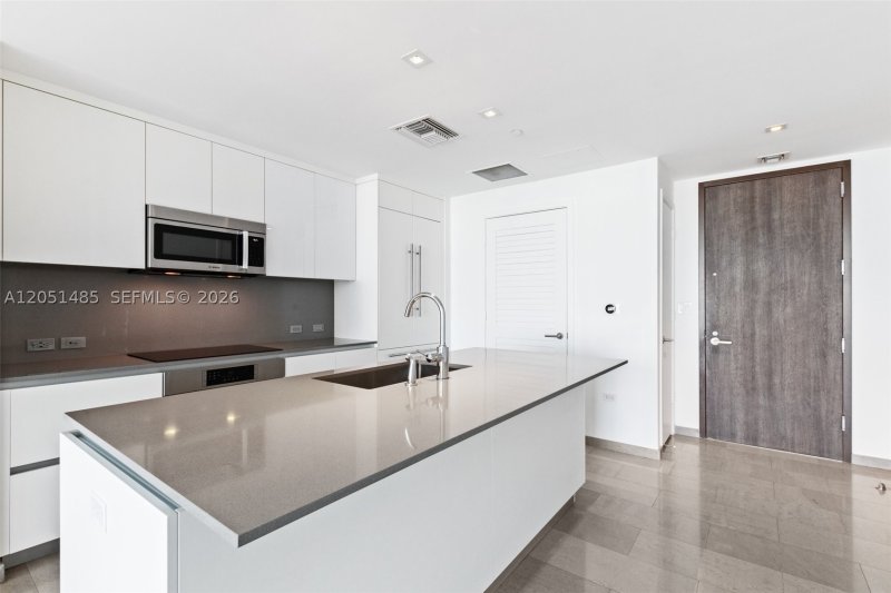 Apartment for rent at Brickell City Centre Reach 1706