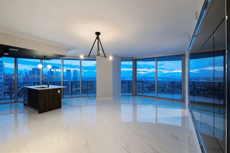 Comprar apartamento en Aria on The Bay 4900