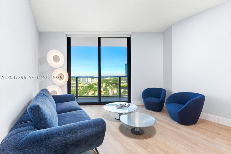 Apartment for rent at Paraiso Bayviews 1710