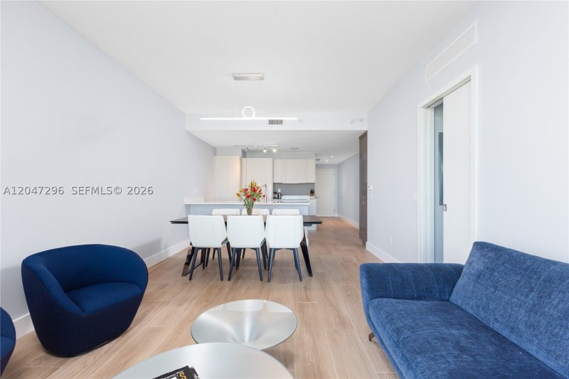 Apartment for rent at Paraiso Bayviews 1710
