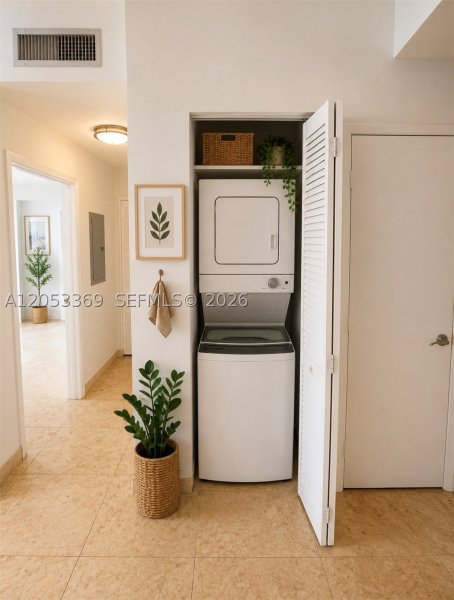 Apartment for rent at Brickell on the River North 3619