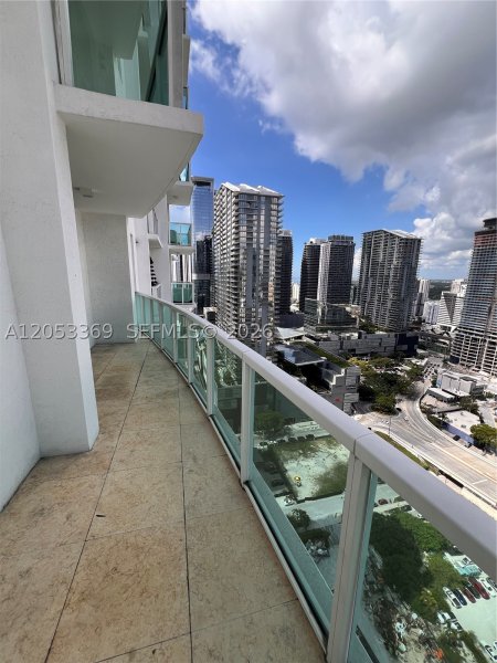 Apartment for rent at Brickell on the River North 3619