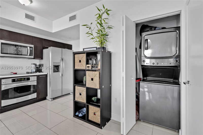 Apartment for rent at The Ivy 4403