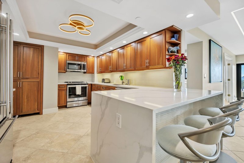 Condo for sale at The Tower at Port Royale 902