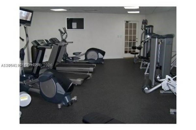 Apartment for rent at Parc Central Aventura 512