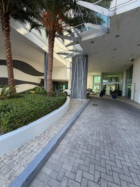 Alquiler de apartamento en Eloquence on the Bay 1506