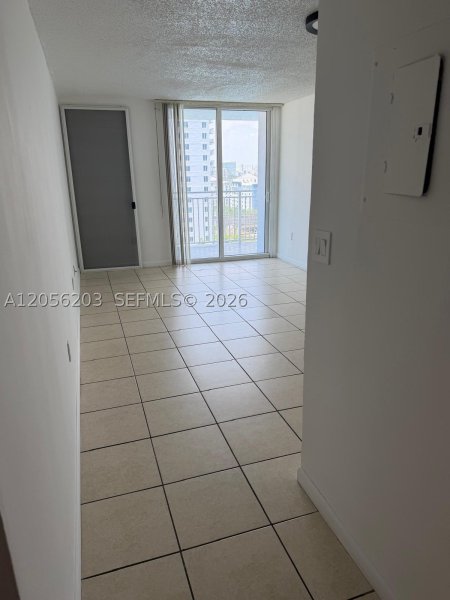 Apartment for rent at Madison Miami E1402