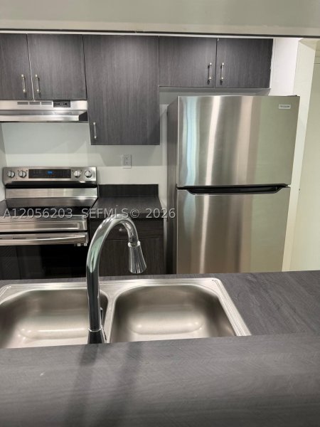 Apartment for rent at Madison Miami E1402