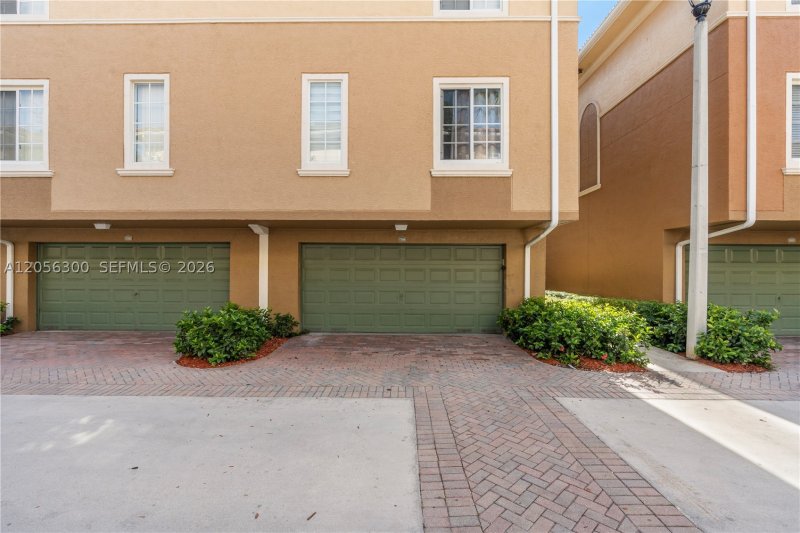 Condo for sale at Aventi at Aventura 1706