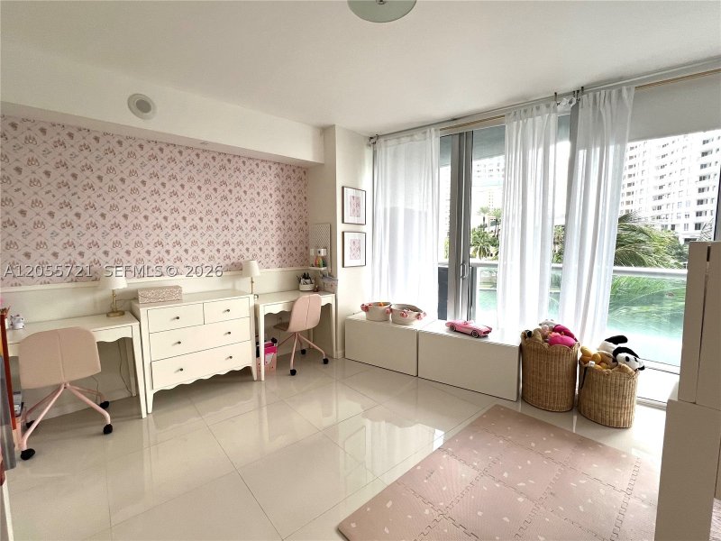 Condo for sale at Icon Brickell Tower II BAY406