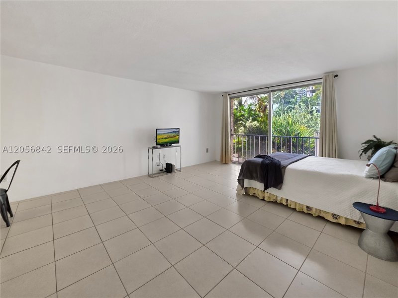 Apartment for rent at South Bay Club 337