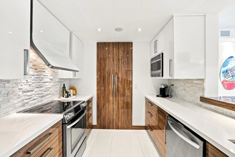 Comprar apartamento en Porto Bellagio 1401