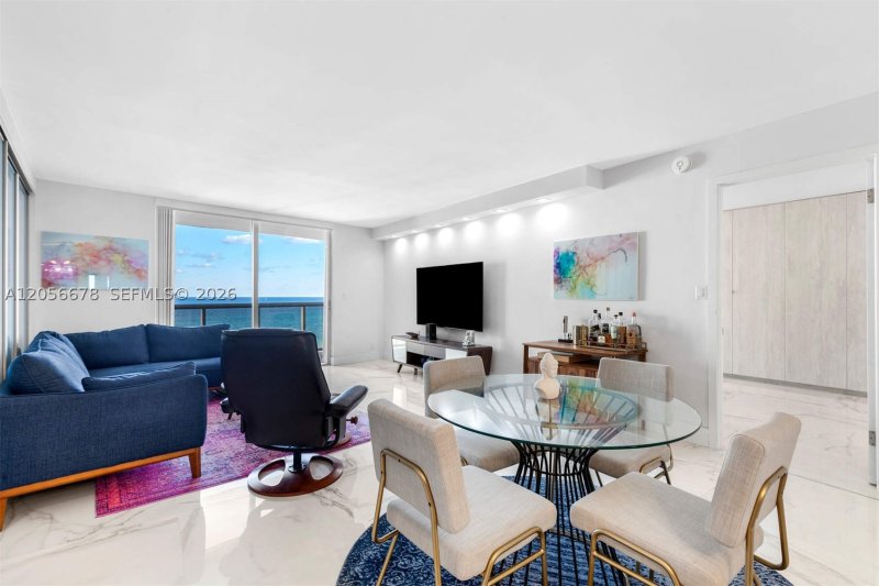 Maison Grande Apt #1527