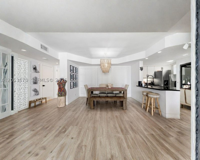 Apartment for rent at Courvoisier Courts 1106