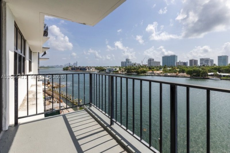 Comprar apartamento en The Belmont 504