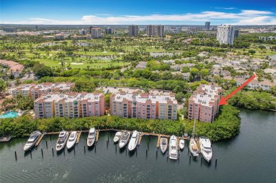 The Yacht Club at Aventura Apt #1404