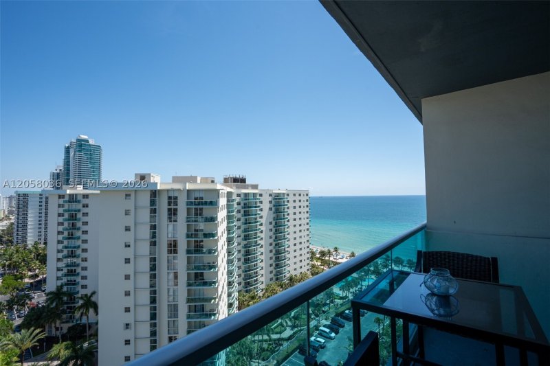 Condo for sale at Sian Ocean Residences 16E