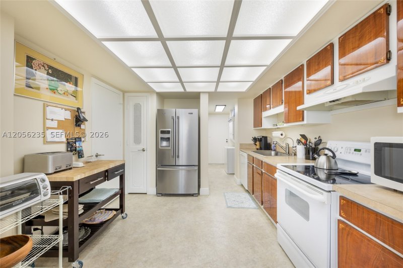 Condo for sale at Point of Americas 808