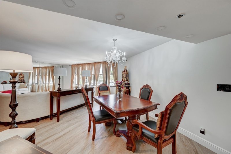 Condo for sale at Anchor Bay Club 101