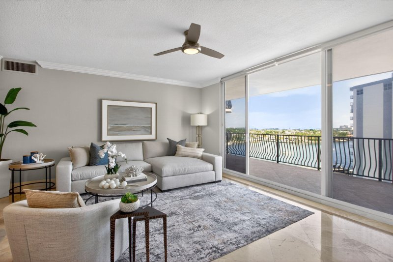 Jackson Tower Apt #1003F