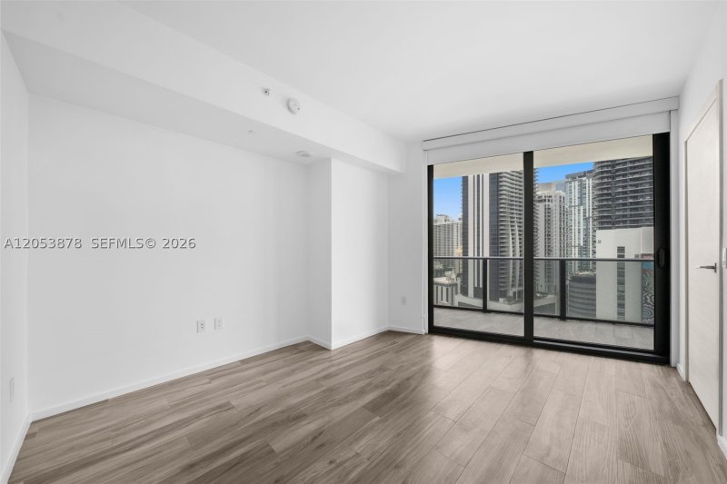 Comprar apartamento en SLS Lux Brickell 2002