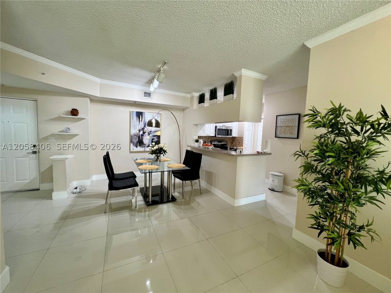 Alquiler de apartamento en Porto Bellagio 1813
