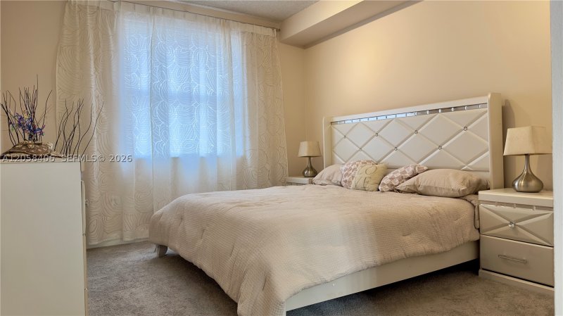 Alquiler de apartamento en Porto Bellagio 1813