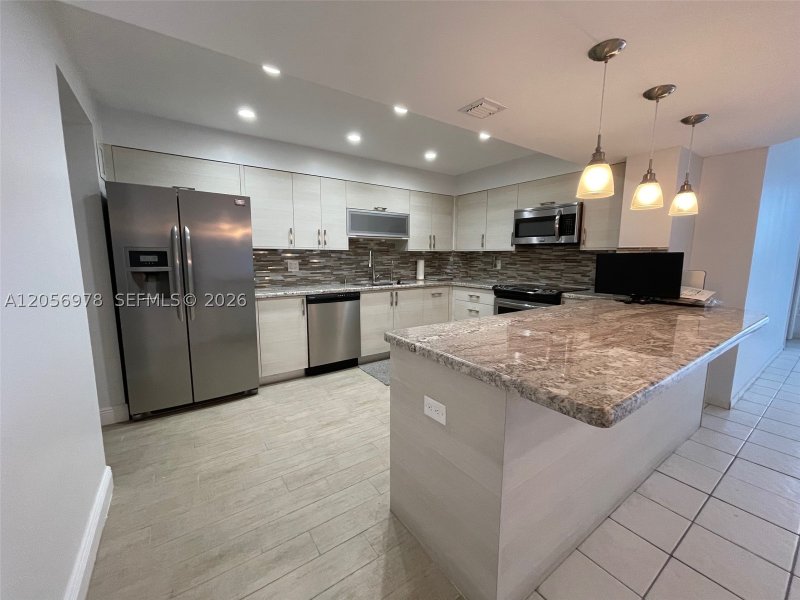 Corinthian Condo Apt #7B
