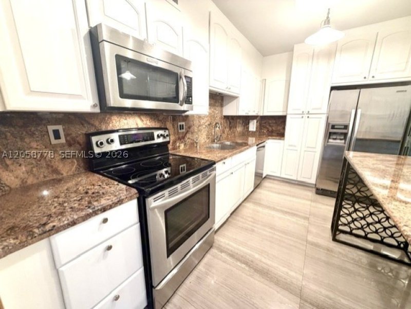 Alquiler de apartamento en Gables Waterway Towers 515