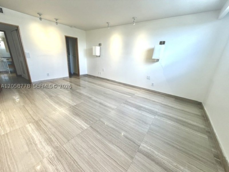 Alquiler de apartamento en Gables Waterway Towers 515