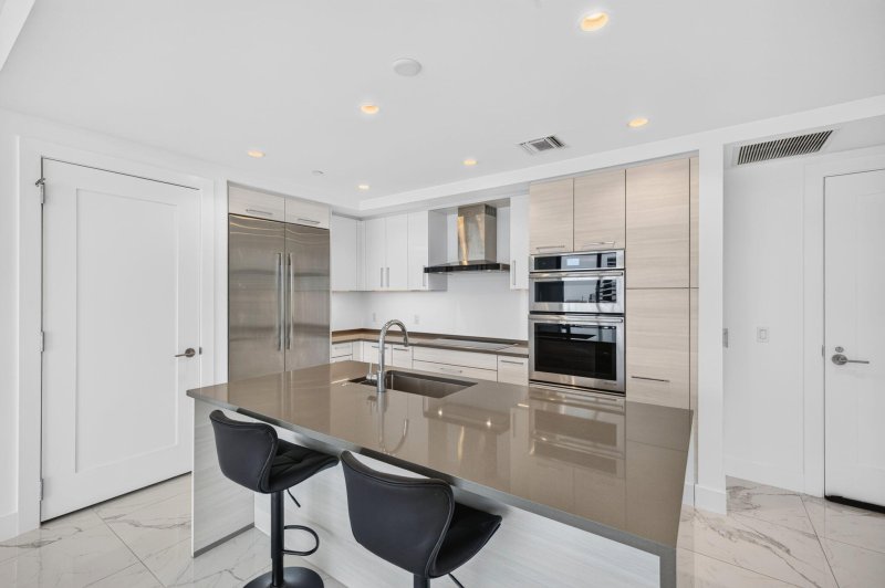 Alquiler de apartamento en 100 Las Olas 1902