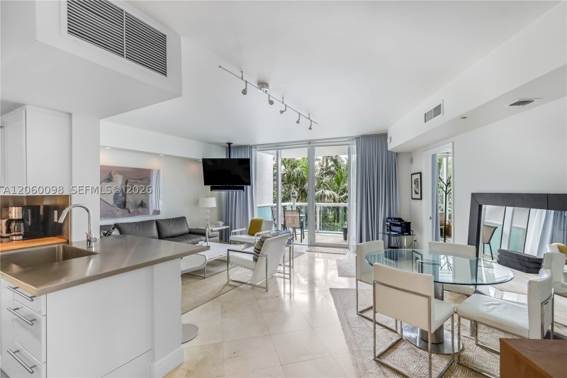Apartment for rent at Murano at Portofino 506