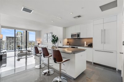 Brickell City Centre Reach Apt #2306