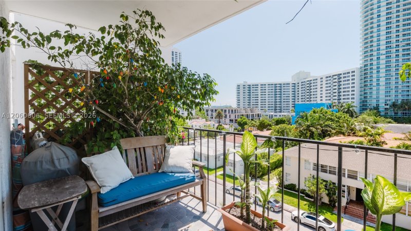 Comprar apartamento en Bayshore Terrace 603