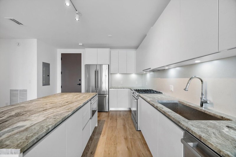 Property photo # 6