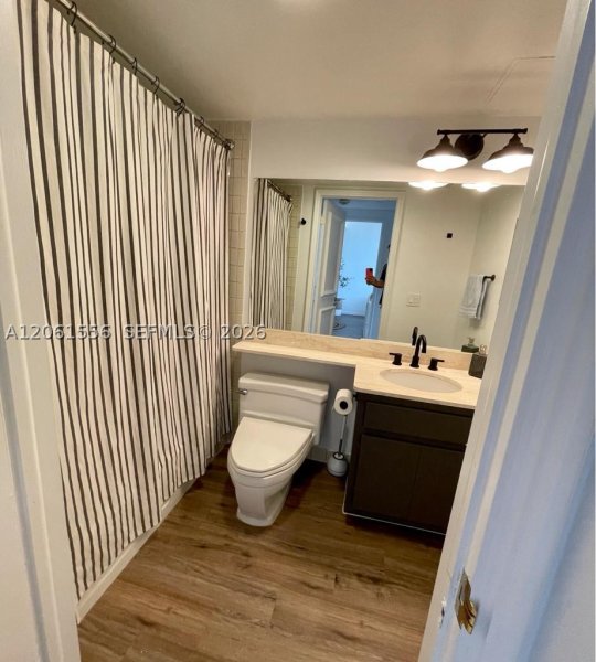 Alquiler de apartamento en Key Colony III Emerald Bay 822