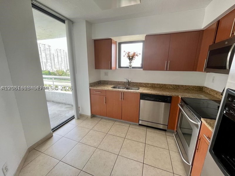 Comprar apartamento no Parc Central Aventura 906
