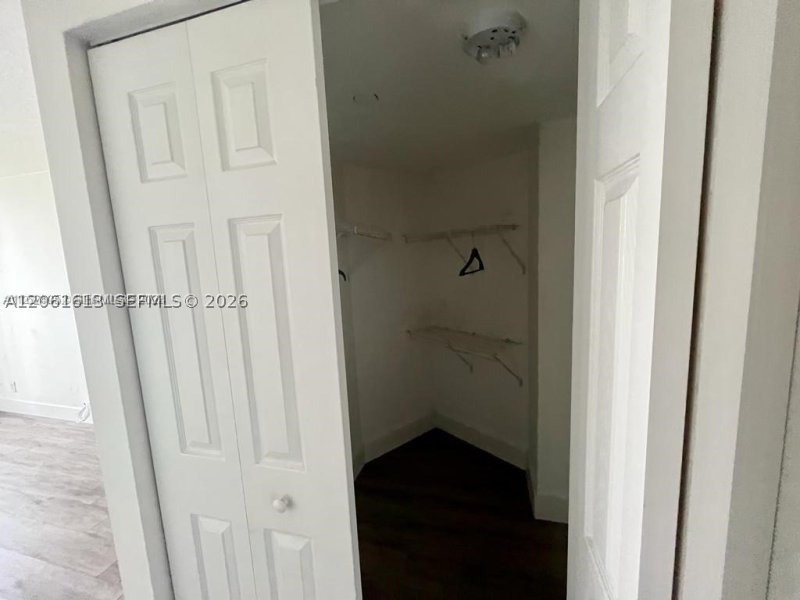 Comprar apartamento no Parc Central Aventura 906