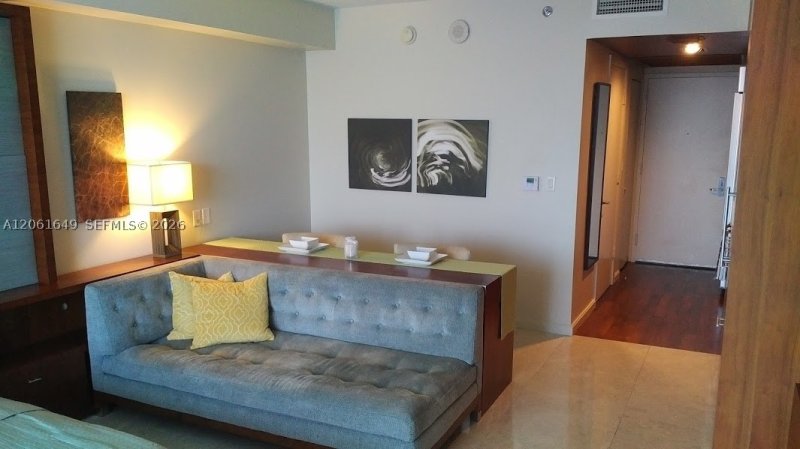 Comprar apartamento no 50 Biscayne 508