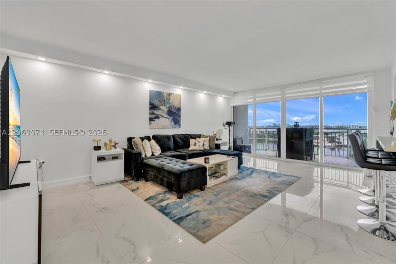 Alquiler de apartamento en Del Prado South Tower 901