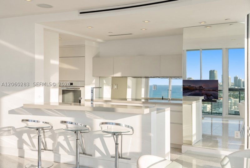 Comprar apartamento no Setai 3208