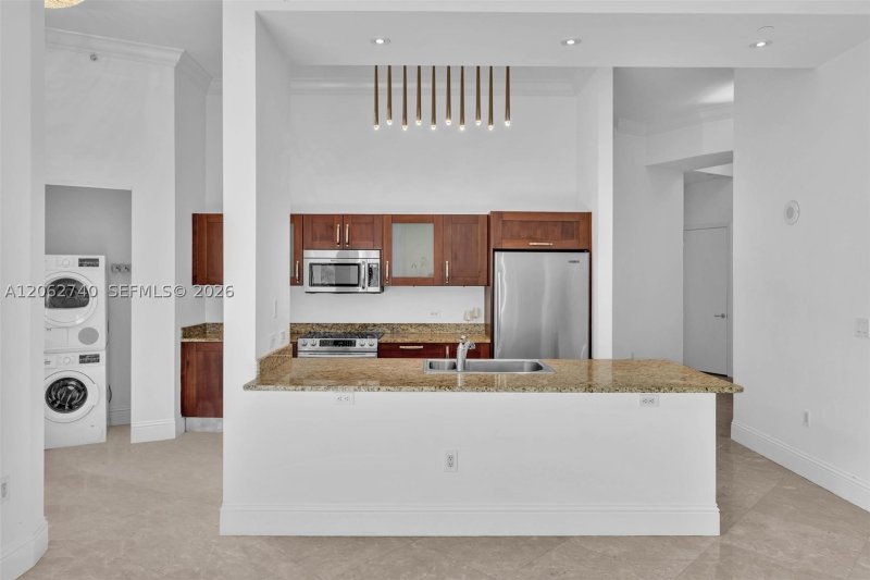Property photo # 12